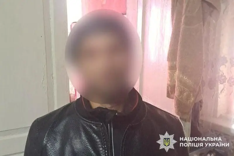 Крадіжка під час війни: на Хмельниччині засудили жителя Житомирщини, який викрав з будинку 60 тисяч гривень