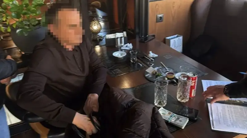 Посада за 10 тисяч доларів: депутата з Коростенщини викрили на шахрайстві з «влаштуванням» до АРМА