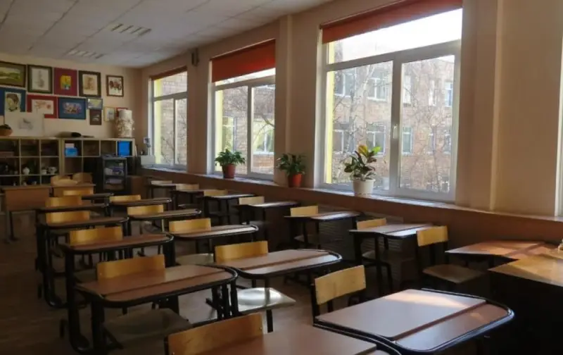 Освітня мережа Житомирщини скорочується: за рік закрили понад десяток шкіл