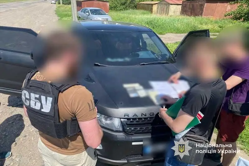 На Житомирщині студенти створили фейкові додатки для продажу підроблених військових документів